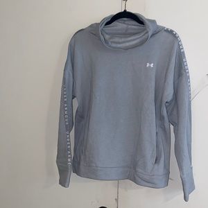 Under Armour pull over